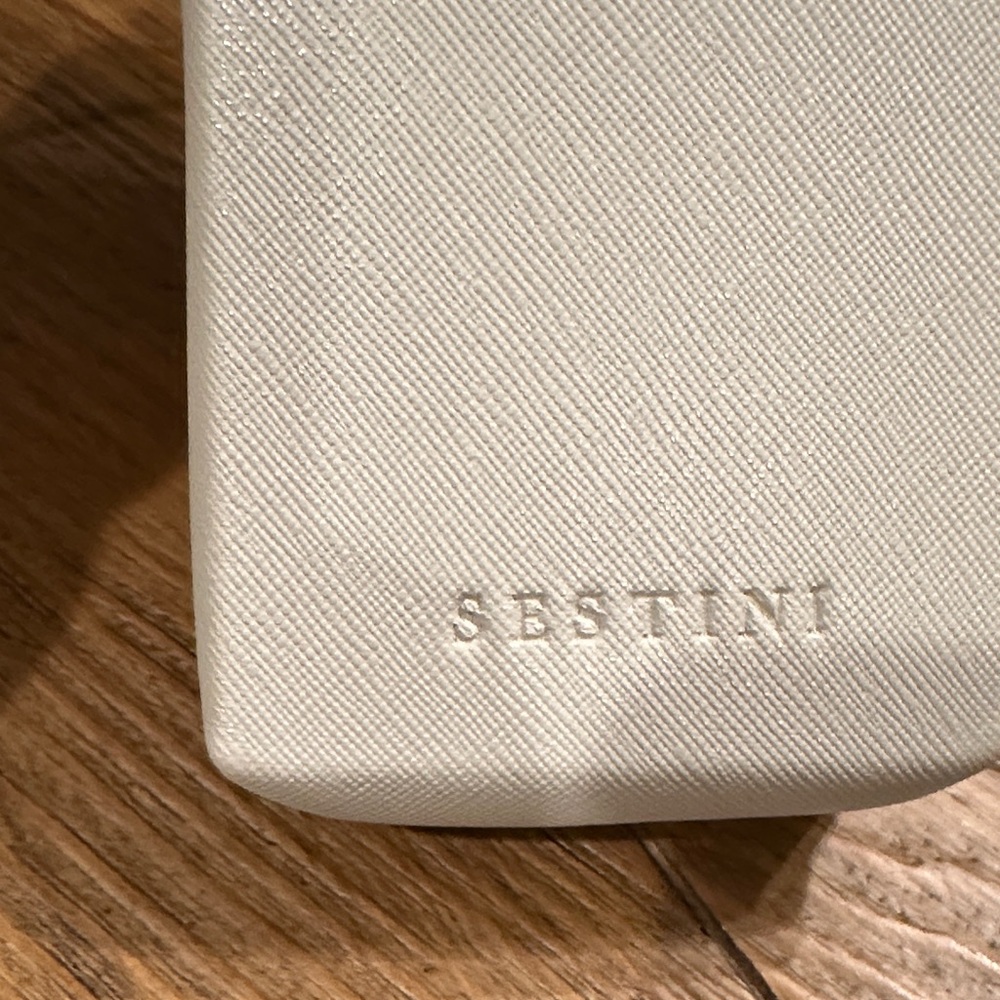 Sestini Sunglasses with Cream Case - Picture 9 of 10